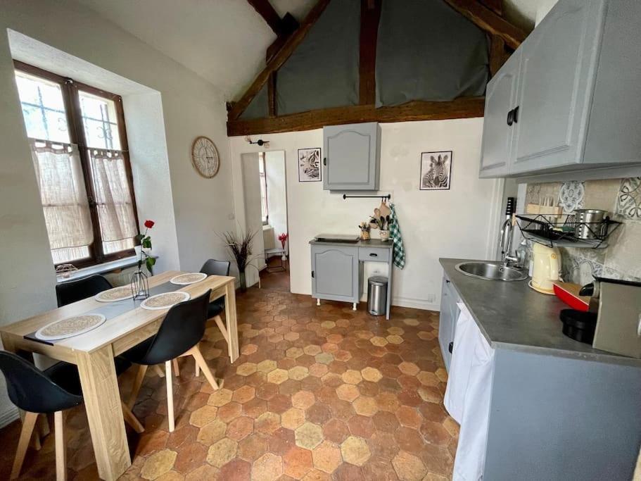 Maison A Proximite De Barbizon / Fontainebleau / A6 Saint-Sauveur-sur-Ecole المظهر الخارجي الصورة
